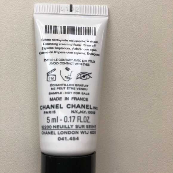 CHANEL Le Lift Eye cream mini - Picture 2 of 2